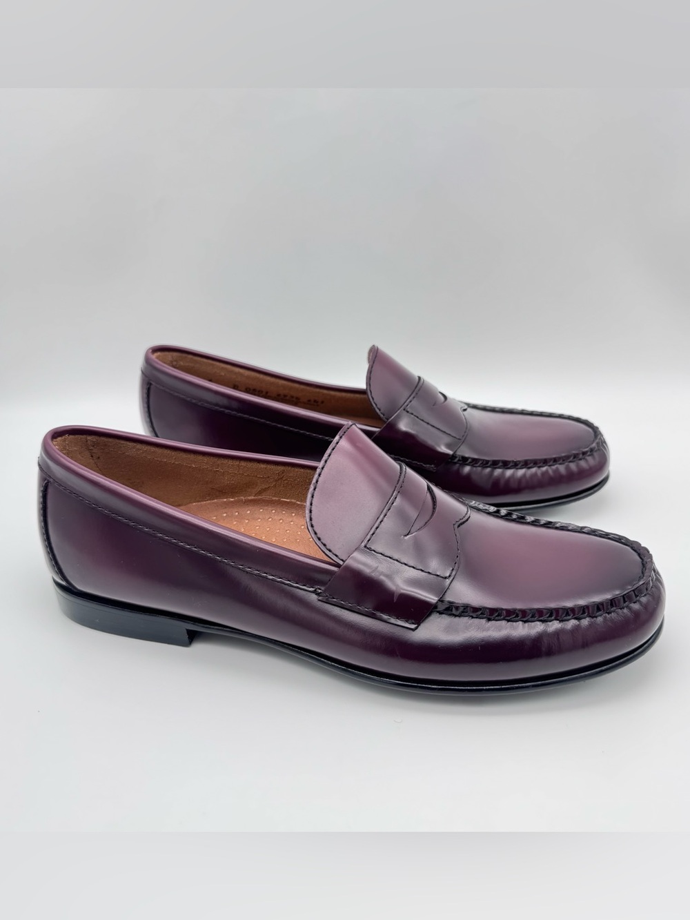 G.H. Bass & Co. “Bass Freshman” Penny Loafers – Burgundy Leather – Men’s Size 6